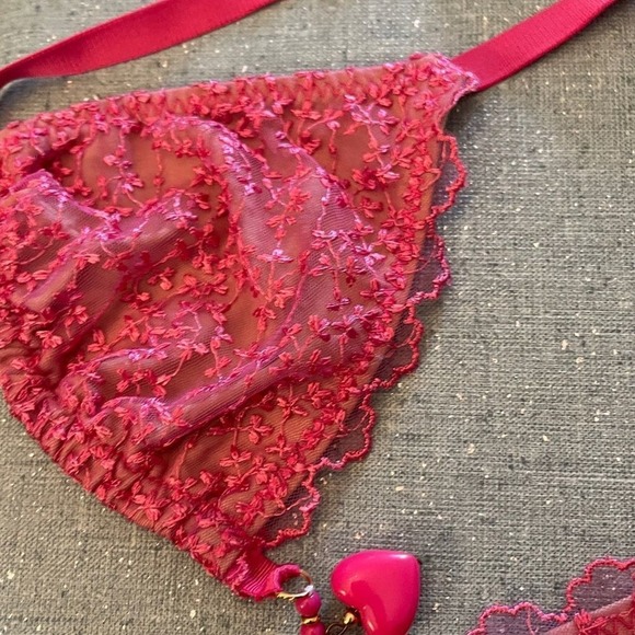 Beach Bunny Juicy Bikini Top nwt - Picture 3 of 7